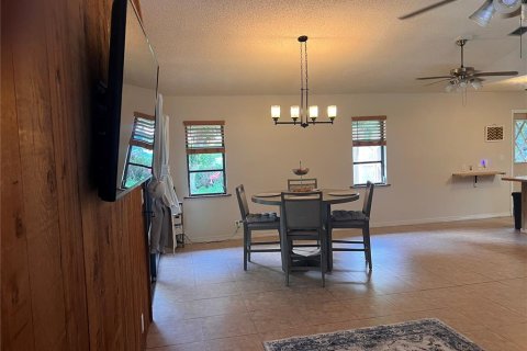 Villa ou maison à vendre à St. Lucie, Floride: 2 chambres, 117.34 m2 № 2239282 - photo 8