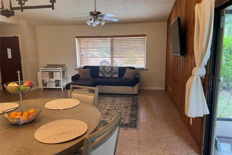 Villa ou maison à vendre à St. Lucie, Floride: 2 chambres, 117.34 m2 № 2239282 - photo 12