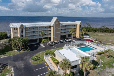 Condo in Punta Gorda, Florida, 3 bedrooms  № 2093729 - photo 12