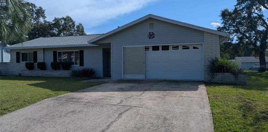 Villa ou maison à Ocala, Floride 3 chambres, 152.92 m2 № 2391091