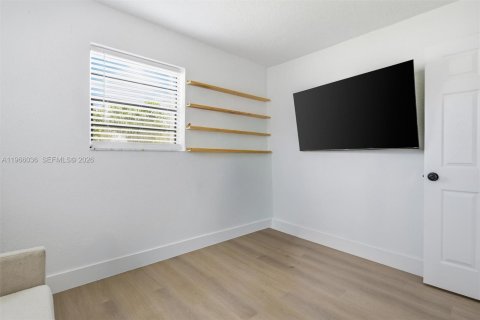 Купить виллу или дом в Маргит, Флорида 2 спальни, 89.09м2, № 2027971 - фото 17