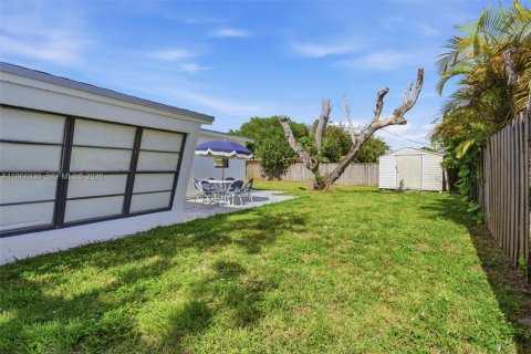 Купить виллу или дом в Маргит, Флорида 2 спальни, 89.09м2, № 2027971 - фото 19