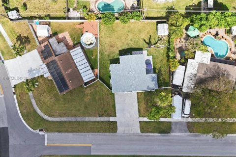 Купить виллу или дом в Маргит, Флорида 2 спальни, 89.09м2, № 2027971 - фото 28