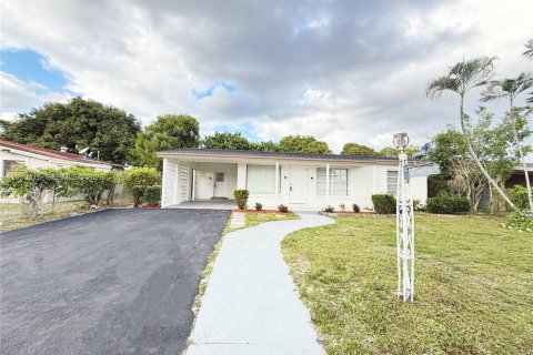 House in Lauderhill, Florida 3 bedrooms № 2005977 - photo 5