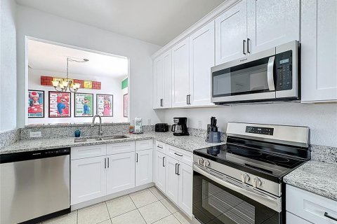 Купить виллу или дом в Киссимми, Флорида 4 комнаты, 217.58м2, № 2233567 - фото 12