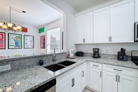 Купить виллу или дом в Киссимми, Флорида 4 комнаты, 217.58м2, № 2233567 - фото 8