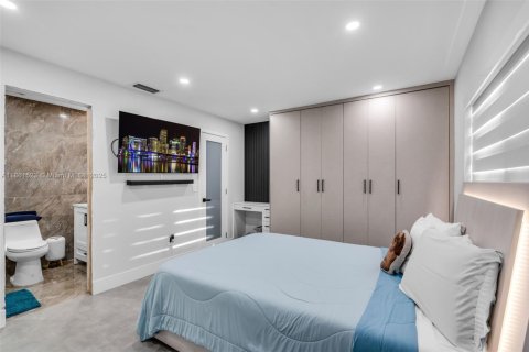 House in Davie, Florida 3 bedrooms, 123.19 sq.m. № 1981488 - photo 14