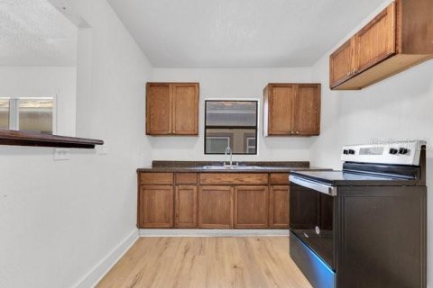 Купить виллу или дом в Орландо, Флорида 6 комнат, 116.41м2, № 1552812 - фото 14
