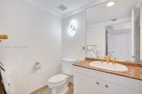 Copropriété à louer à Sunny Isles Beach, Floride: 3 chambres, 226.68 m2 № 2004802 - photo 24