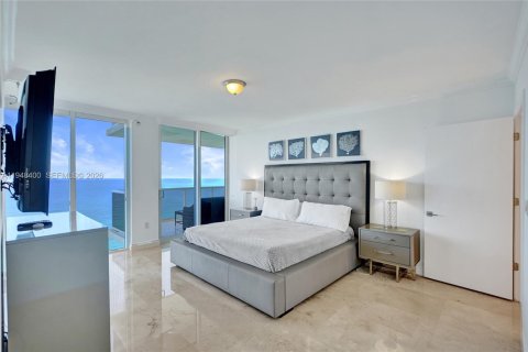Copropriété à louer à Sunny Isles Beach, Floride: 3 chambres, 226.68 m2 № 2004802 - photo 20