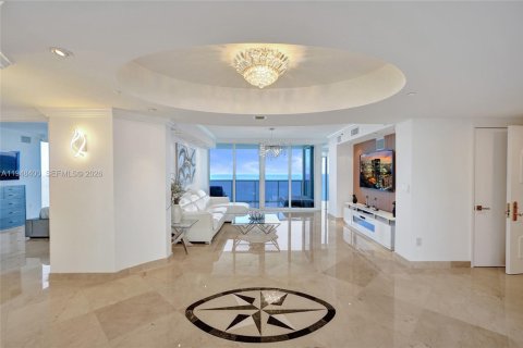 Copropriété à louer à Sunny Isles Beach, Floride: 3 chambres, 226.68 m2 № 2004802 - photo 8