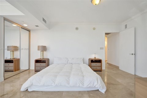 Copropriété à louer à Sunny Isles Beach, Floride: 3 chambres, 226.68 m2 № 2004802 - photo 27