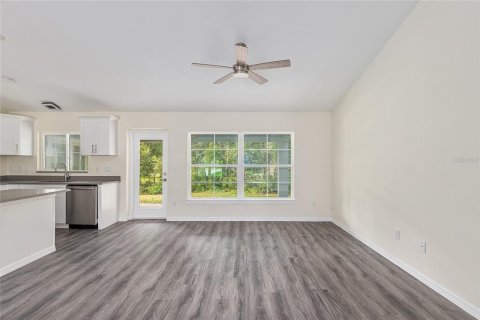 House in Citrus Springs, Florida 3 bedrooms, 134.62 sq.m. № 1903661 - photo 18