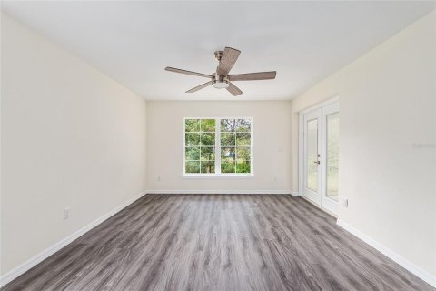 House in Citrus Springs, Florida 3 bedrooms, 134.62 sq.m. № 1903661 - photo 20