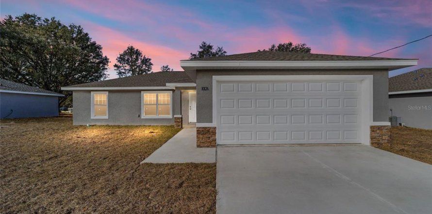 Villa ou maison à Citrus Springs, Floride 3 chambres, 130.06 m2 № 1597888