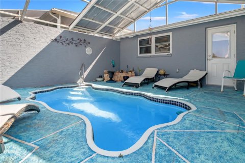 House in Port Richey, Florida 2 bedrooms, 123.37 sq.m. № 1806565 - photo 26