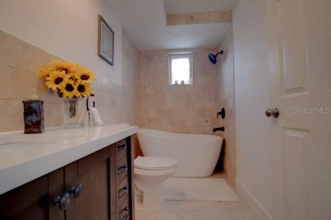 House in Port Richey, Florida 2 bedrooms, 123.37 sq.m. № 1806565 - photo 15