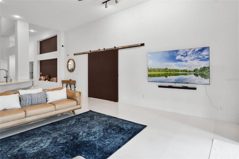 Casa en venta en Tampa, Florida, 4 dormitorios, 223.8 m2 № 1783449 - foto 20