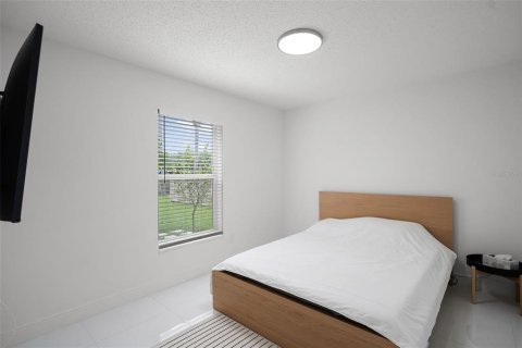 Casa en venta en Tampa, Florida, 4 dormitorios, 223.8 m2 № 1783449 - foto 30