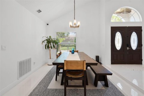 Casa en venta en Tampa, Florida, 4 dormitorios, 223.8 m2 № 1783449 - foto 13