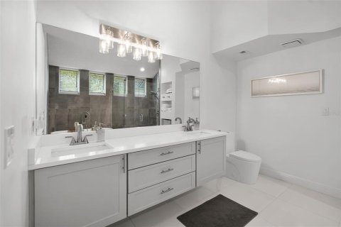 Casa en venta en Tampa, Florida, 4 dormitorios, 223.8 m2 № 1783449 - foto 28