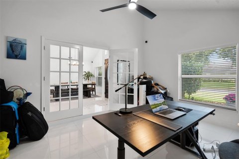 Casa en venta en Tampa, Florida, 4 dormitorios, 223.8 m2 № 1783449 - foto 12