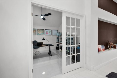 Casa en venta en Tampa, Florida, 4 dormitorios, 223.8 m2 № 1783449 - foto 10