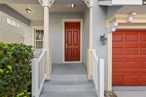 House in Tampa, Florida 3 bedrooms, 204.38 sq.m. № 1843187 - photo 2