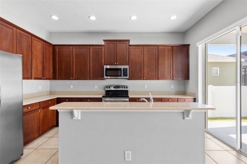 House in Tampa, Florida 3 bedrooms, 204.38 sq.m. № 1843187 - photo 17