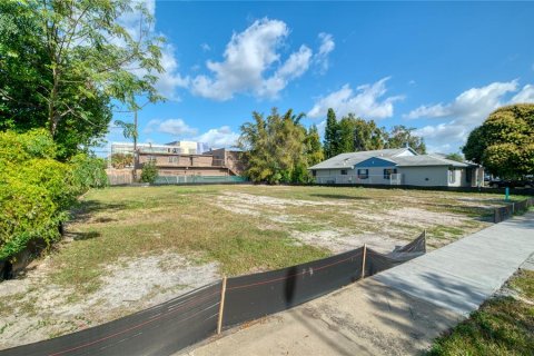 Terreno en venta en Orlando, Florida № 2208302 - foto 4