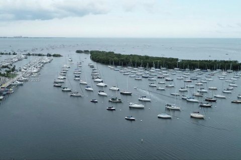 Купить кондоминиум в Майами, Флорида 7 спален, 630.06м2, № 1957074 - фото 18