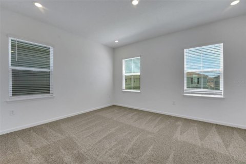House in Winter Garden, Florida 3 bedrooms, 193.05 sq.m. № 2209055 - photo 30