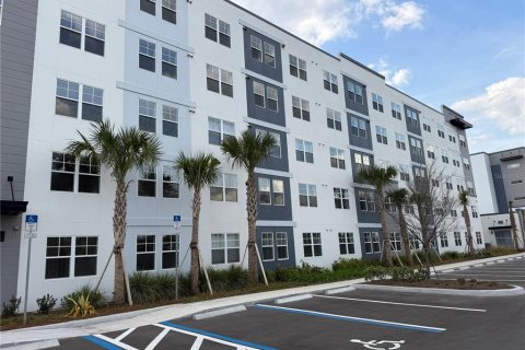 Appartement à louer à Orlando, Floride: 2 chambres, 95.04 m2 № 2099153 - photo 2