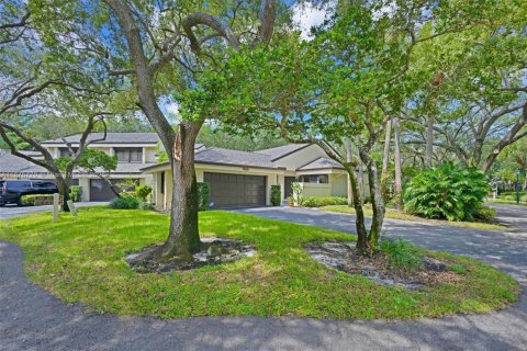 Townhouse in Plantation, Florida 3 bedrooms, 169.55 sq.m. № 1926509 - photo 2