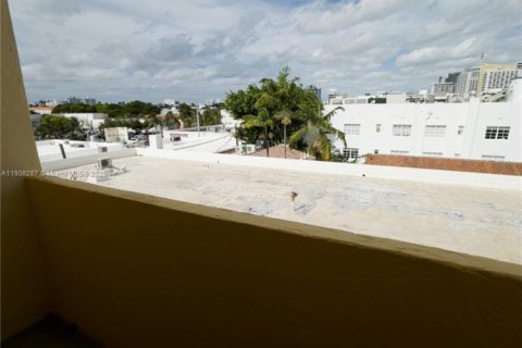 Condo in Miami Beach, Florida, 1 bedroom  № 1967876 - photo 5