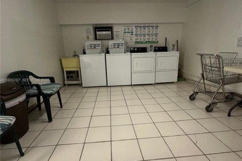 Copropriété à vendre à Miami Beach, Floride: 1 chambre, 69.68 m2 № 1967876 - photo 16