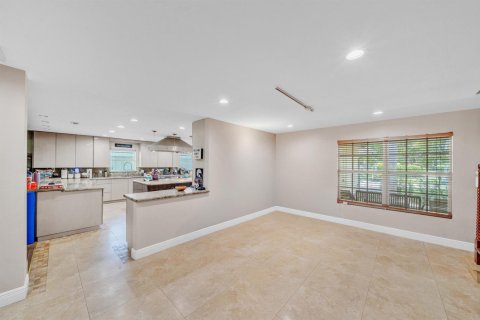 Casa en venta en Boca Raton, Florida, 6 dormitorios, 459.22 m2 № 2249734 - foto 22