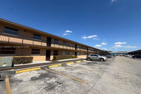 Condominio en Hialeah, Florida, 3 dormitorios  № 2026049