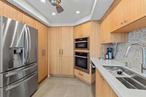 Condo in Boca Raton, Florida, 3 bedrooms  № 2391772 - photo 17