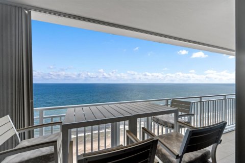 Condo in Boca Raton, Florida, 3 bedrooms  № 2391772 - photo 8