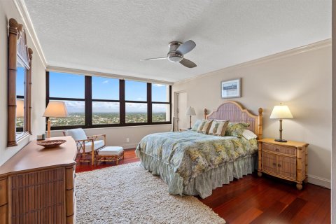 Condo in Boca Raton, Florida, 3 bedrooms  № 2391772 - photo 25