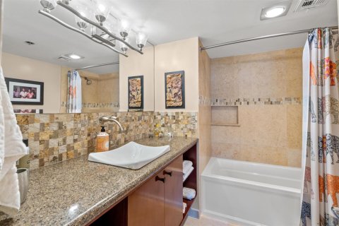 Condo in Boca Raton, Florida, 3 bedrooms  № 2391772 - photo 30