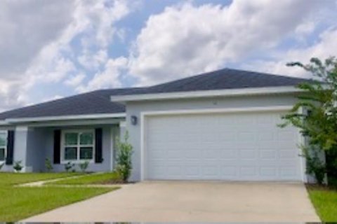House in Palm Coast, Florida 3 bedrooms, 159.88 sq.m. № 1907373 - photo 1