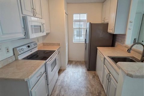 Copropriété à louer à Altamonte Springs, Floride: 2 chambres, 92.16 m2 № 2377736 - photo 5