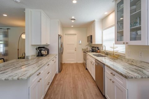 Villa ou maison à vendre à Winter Park, Floride: 4 chambres, 153.29 m2 № 2403129 - photo 6