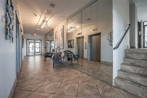 Condo in Daytona Beach, Florida, 2 bedrooms  № 1835104 - photo 27
