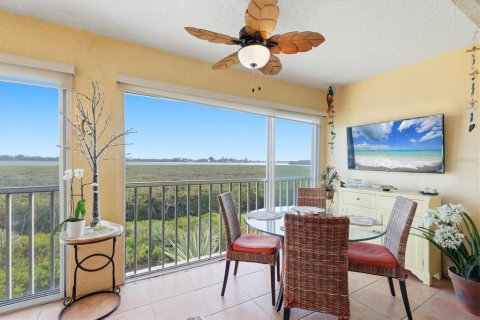 Condo in Bradenton, Florida, 2 bedrooms  № 2130121