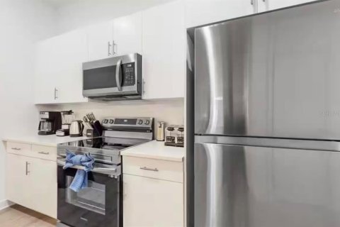 Touwnhouse à louer à Davenport, Floride: 5 chambres, 155.24 m2 № 2412573 - photo 23