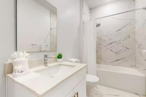 Touwnhouse à louer à Davenport, Floride: 5 chambres, 155.24 m2 № 2412573 - photo 19