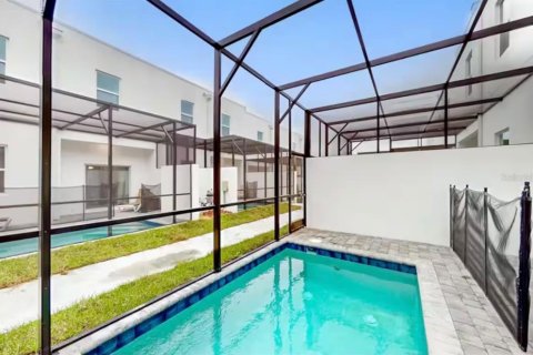 Touwnhouse à louer à Davenport, Floride: 5 chambres, 155.24 m2 № 2412573 - photo 2